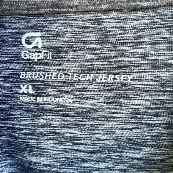 (2) GapFit Sweatshirts - Picture 5 of 7